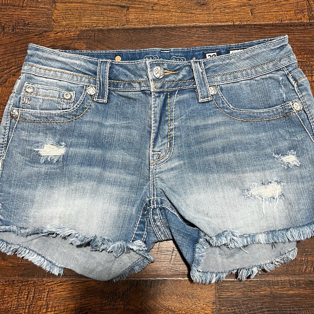 Miss Me Light Denim Shorts Size 29